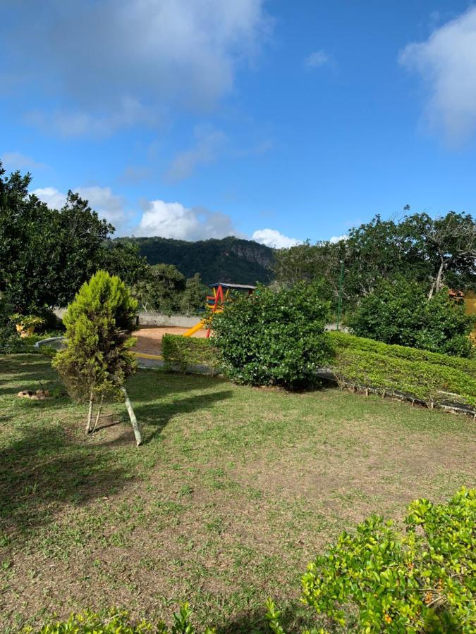 Flat Em Serra Negra - Pe - Condominio Proximo Bodega De Veio, Shows E Eventos Безерос Екстериор снимка
